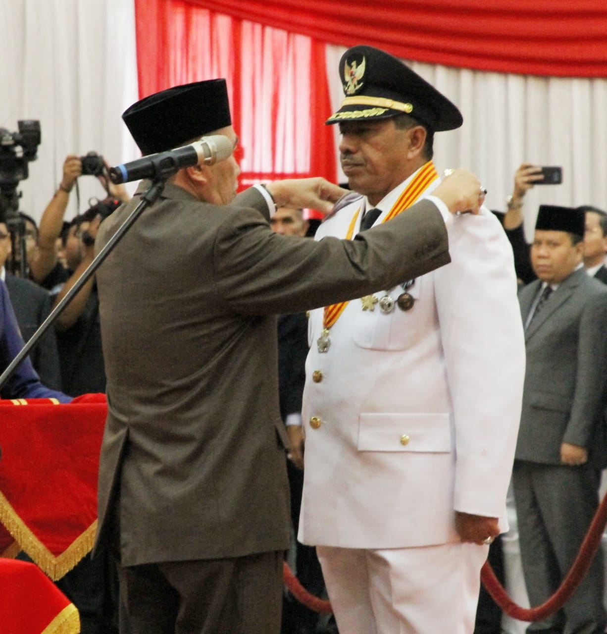 Alfedri, Si Bocah Penjala Ikan Itupun Kini Jadi Bupati